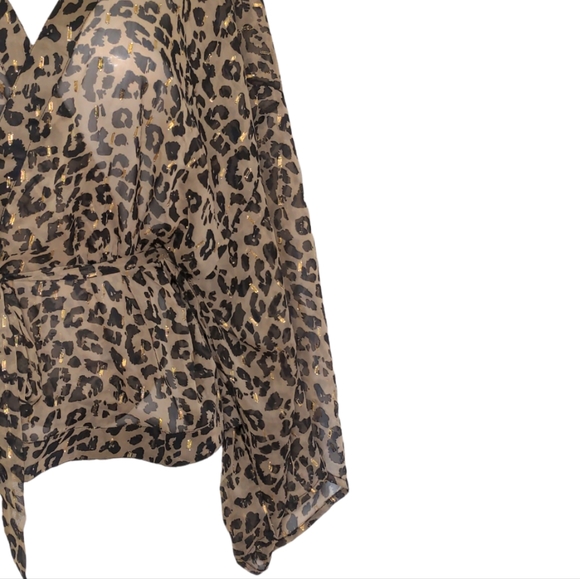 VINCE CAMUTO Leopard Print Sheer Metallic Gold Wrap Kimono Top One Size NEW - Picture 3 of 11